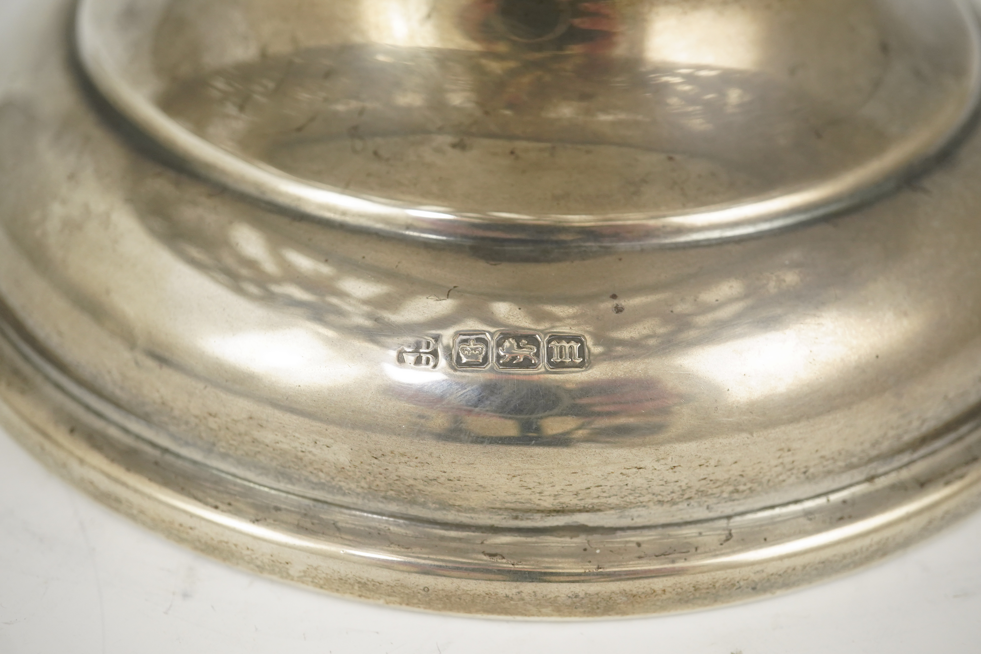 A large Edwardian pierced silver circular bowl, by James Deakin & Sons Ltd